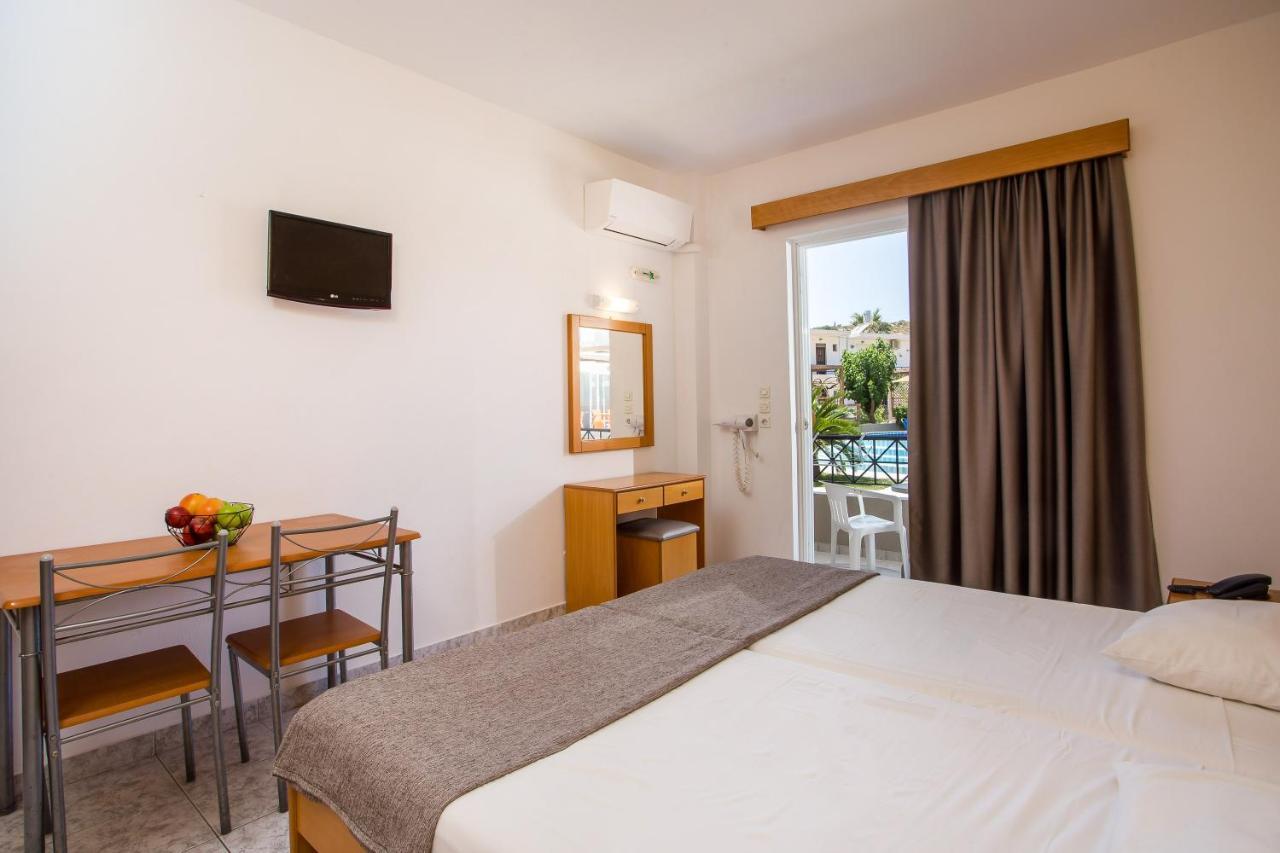 Dias Studios & Suites Фаліракі Номер фото