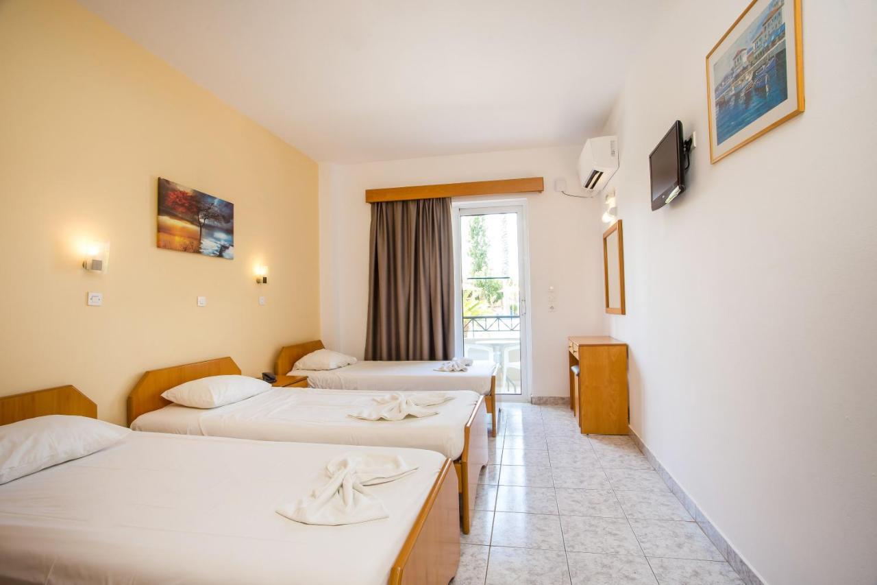 Dias Studios & Suites Фаліракі Номер фото